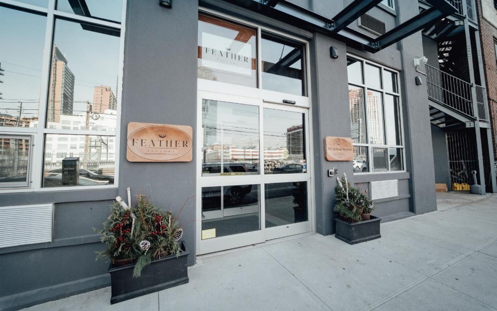 Feather Factory Hotel Image 7